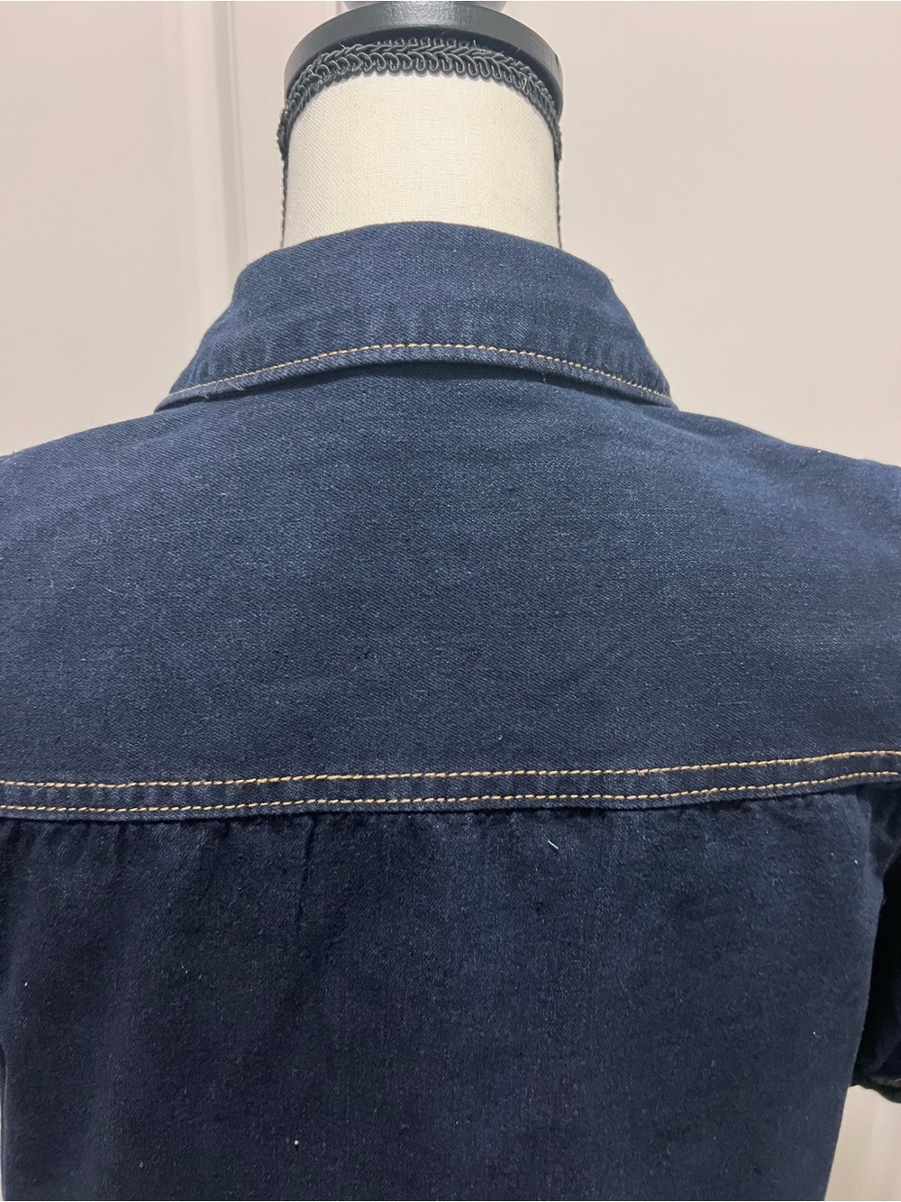 NWT Hem and Thread denim puff sleeve button down sz M - Picture 9 of 9
